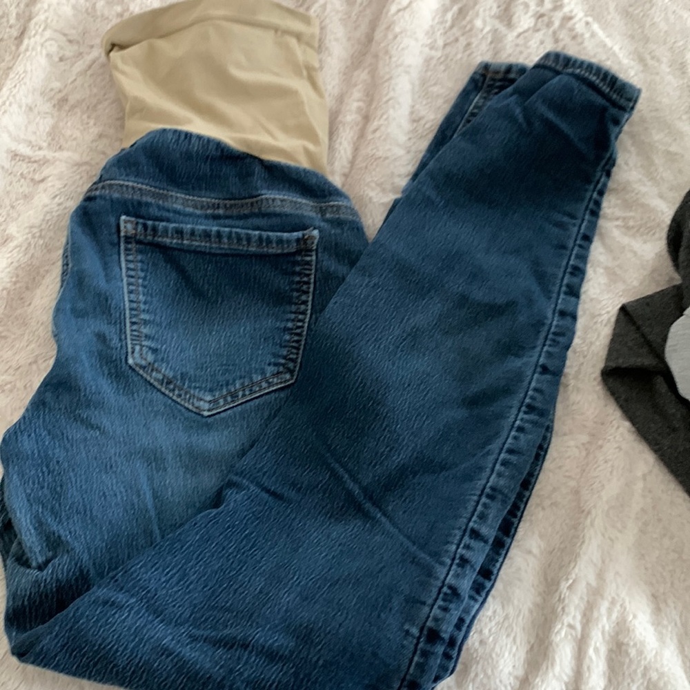 Maternity jeans size S